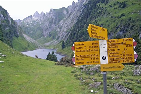 wanderwege appenzell|Wanderkarten Appenzell und Alpstein : Wandern in Appenzell。